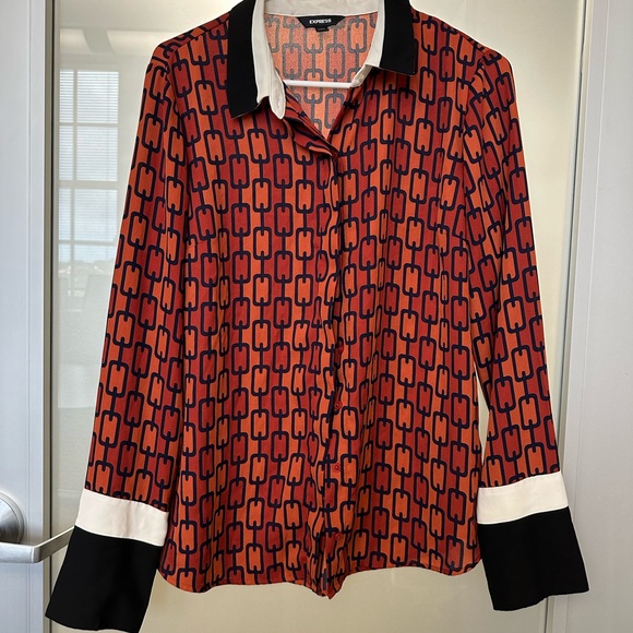 Express Geometric Classic Design Blouse with contrast cuffs and collar medium - Picture 1 of 5
